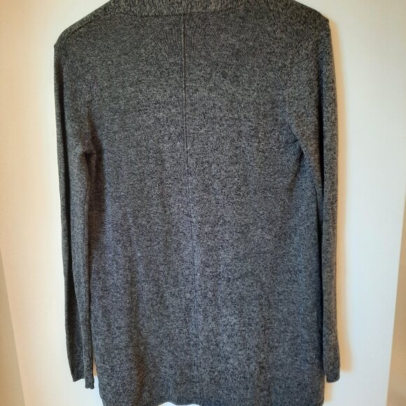 NWT G. H. Bass & Co. Grey Cardigan XS - Picture 3 of 8